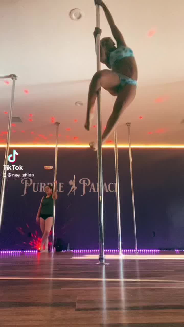@Pink_ballerina31