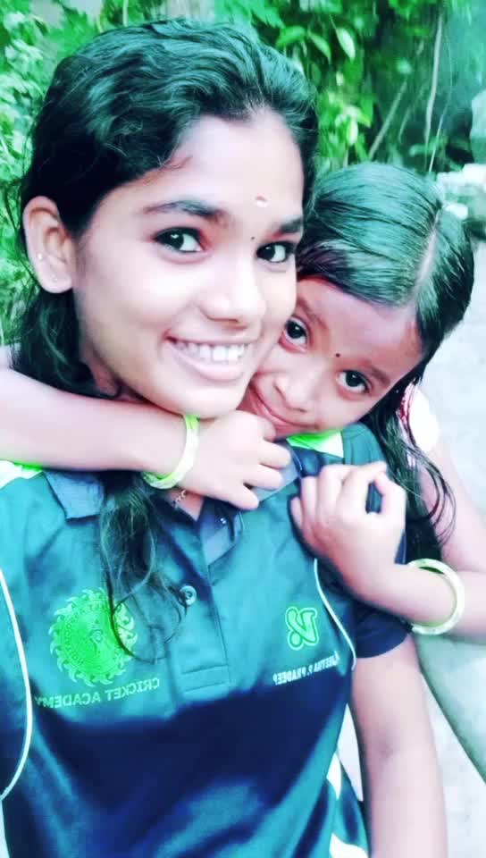 @manikutty kunja 😘😘