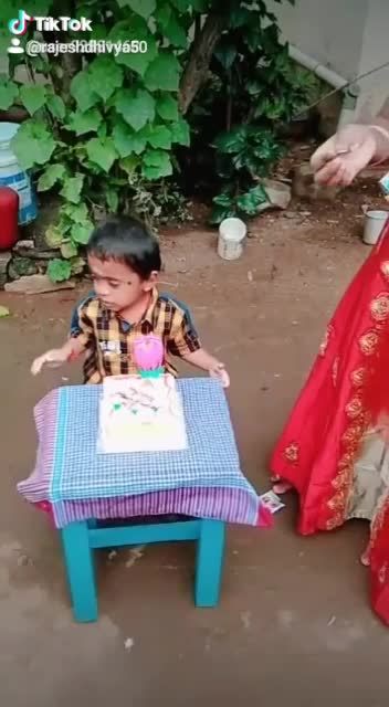 @dhivyarajesh3