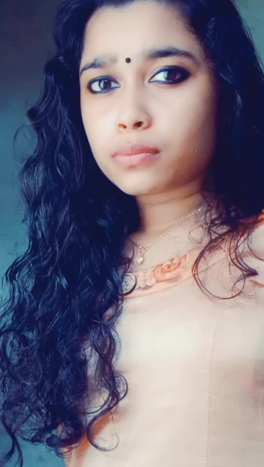 @Amna_Malu
