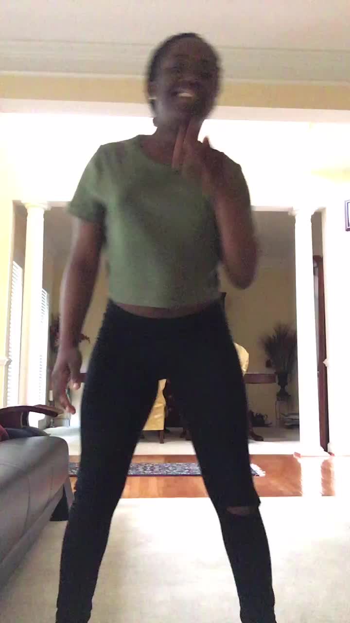 @victoriessmith