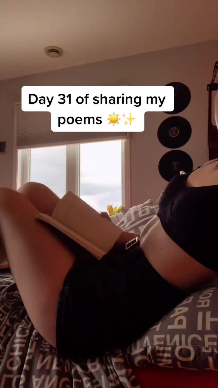 @elisfeather