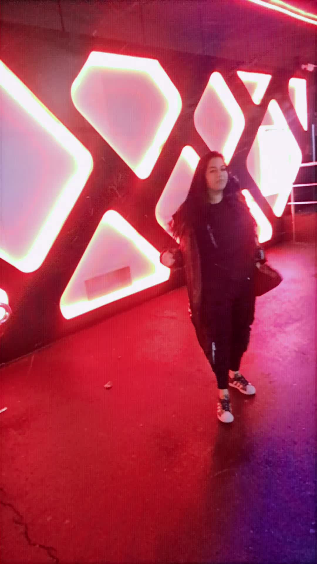 @Mirela._.Bianca