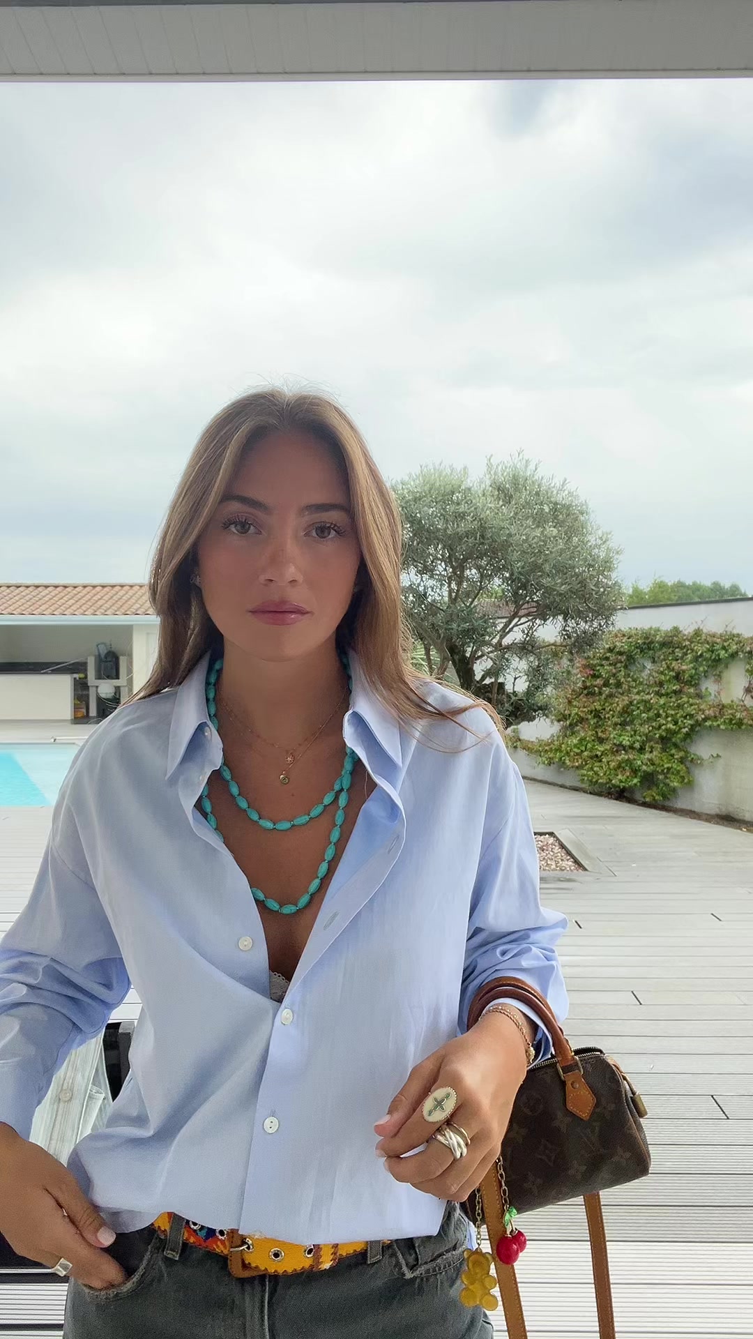 @In&egrave;s