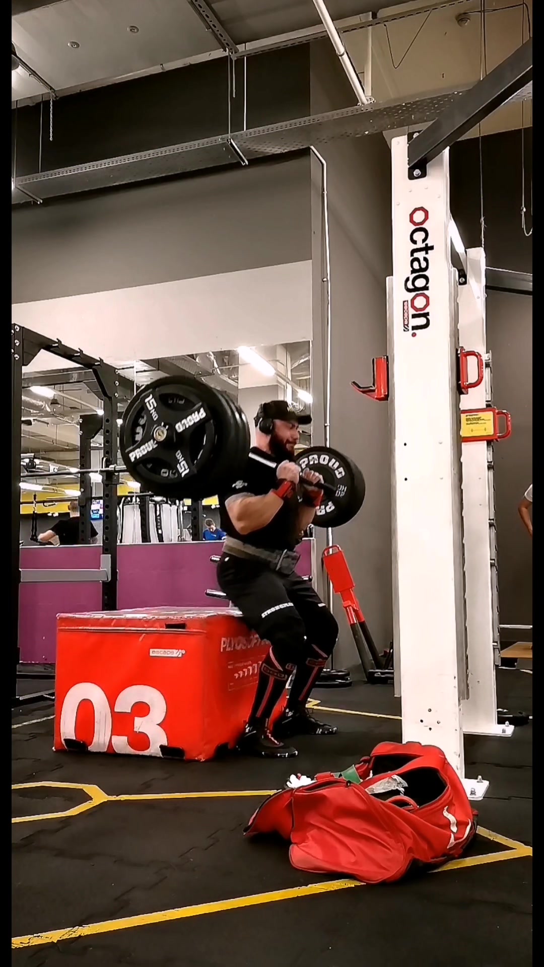 @strong