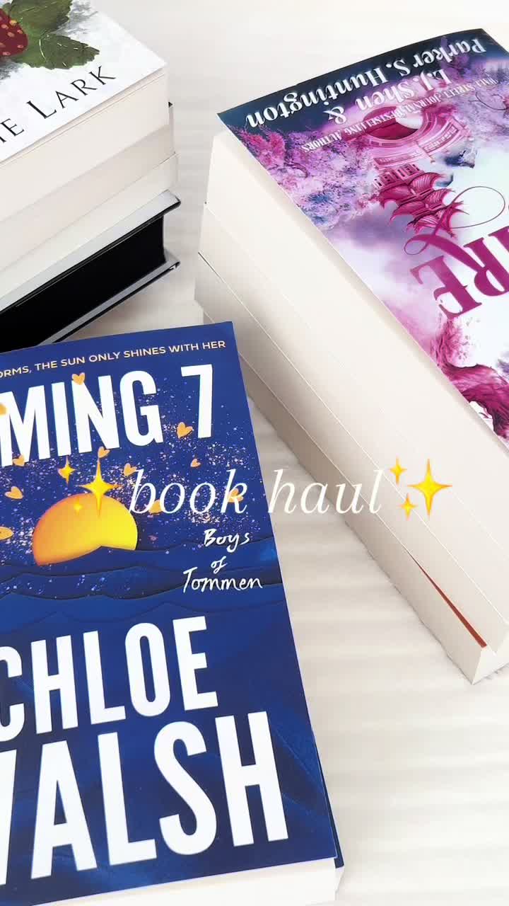 @Selina | dreamingofbookss