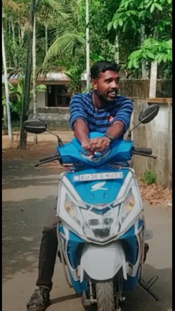@😍കുട്ടൂസൻ🤩