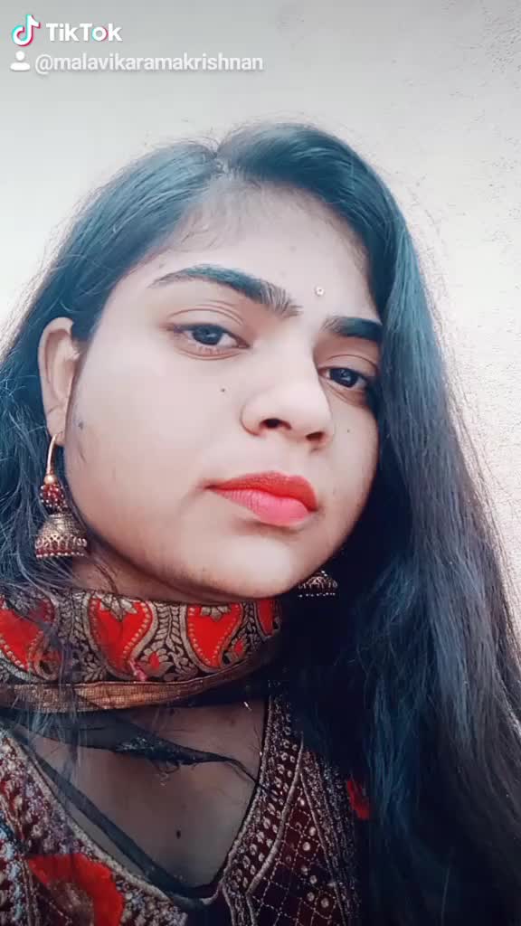 @Malavika jay❤