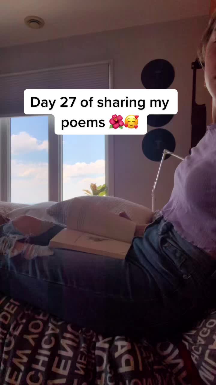 @elisfeather