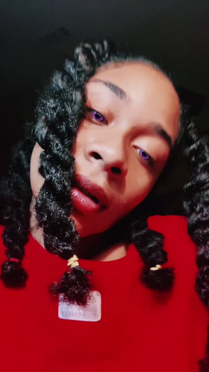 @Ebonie L