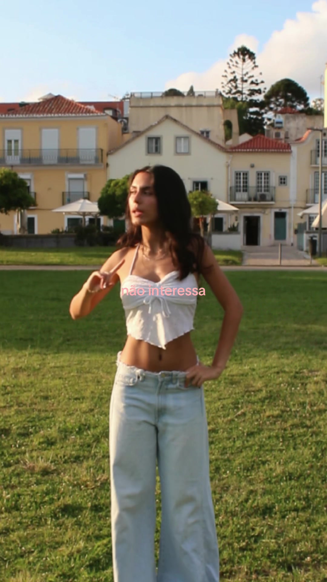 @mia.benita