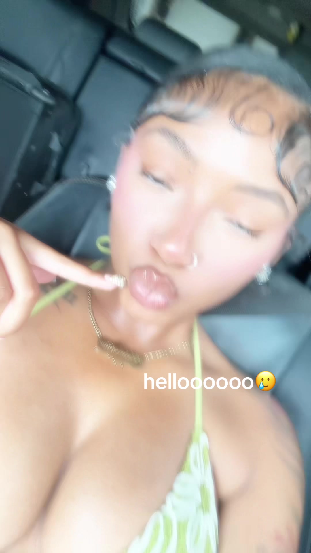 @woaahleexx