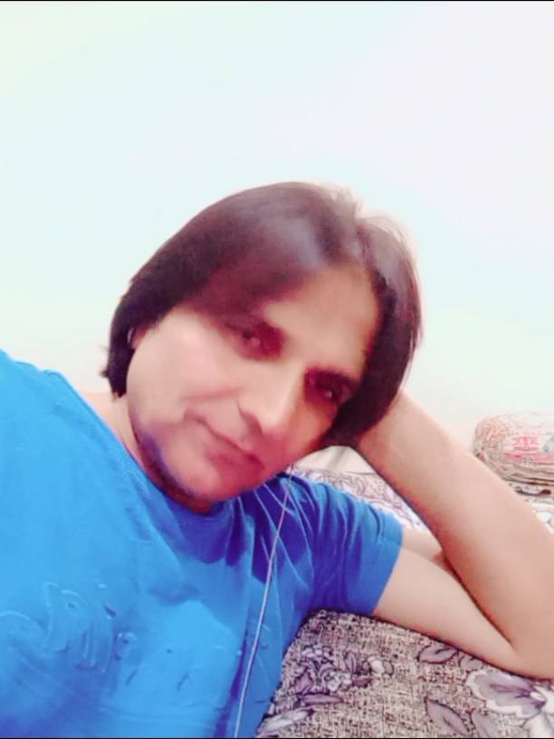 @Gul_Muqadam