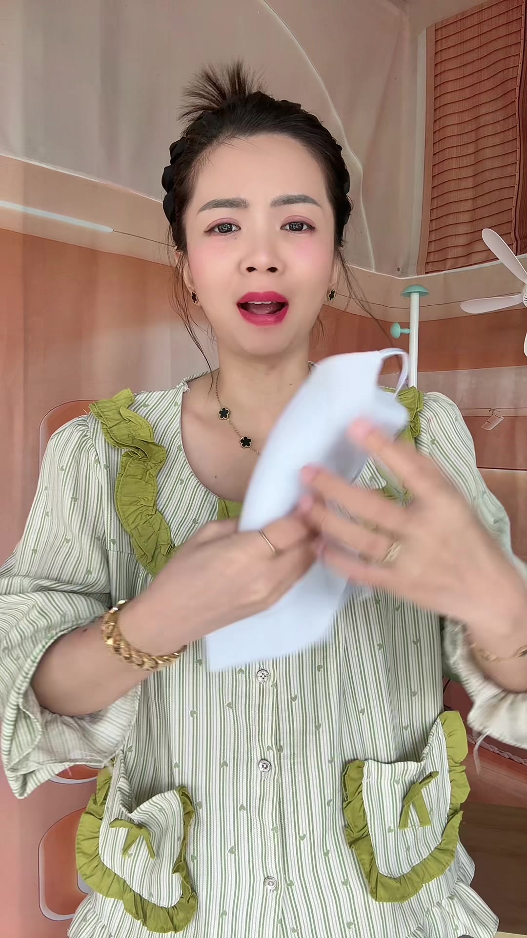 @Em Cẩm Nè