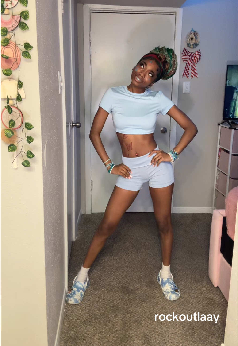 @rockoutlaay