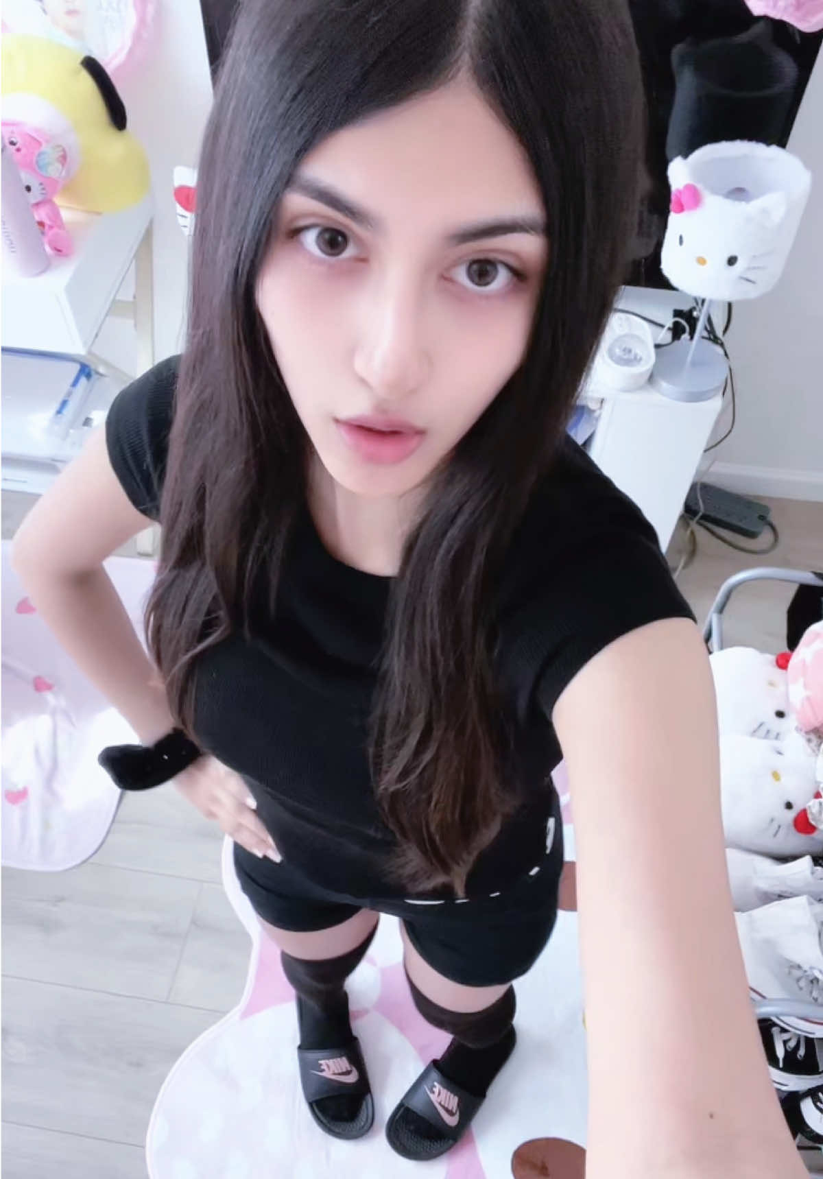 @⋆˚࿔ Sofia/소피아 𝜗𝜚˚⋆⁷