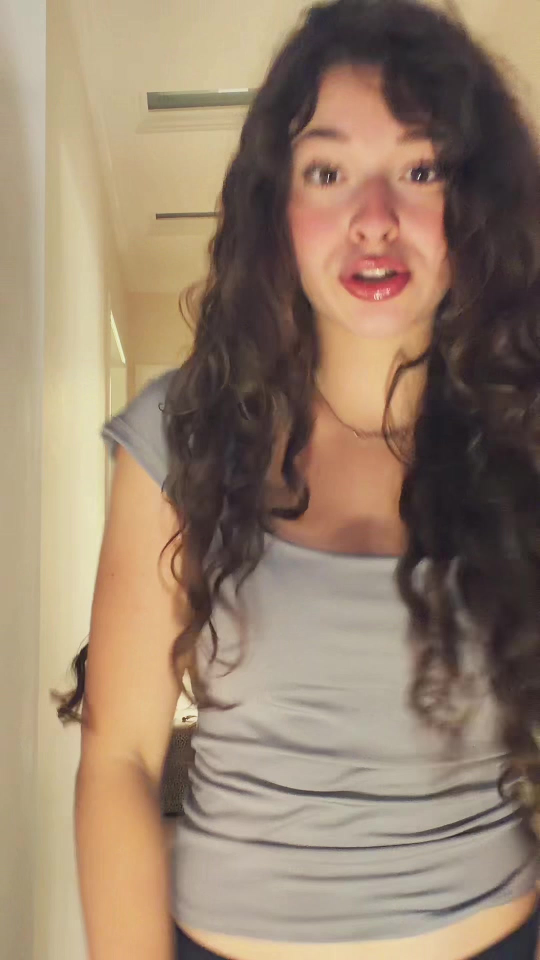 @gabyzera