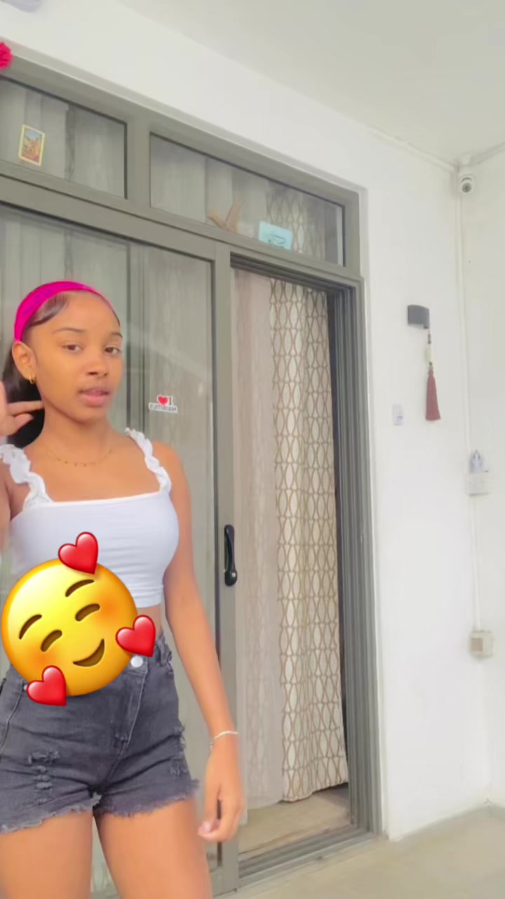 @S💋!