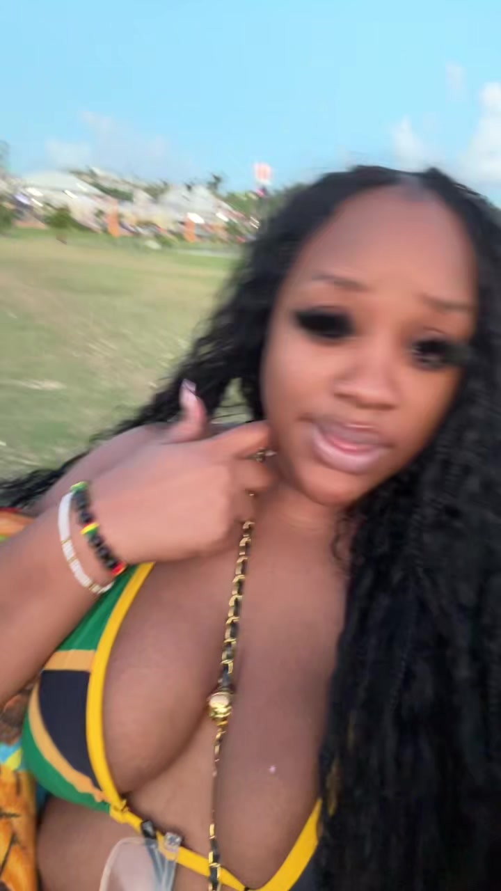 @Amy🤩