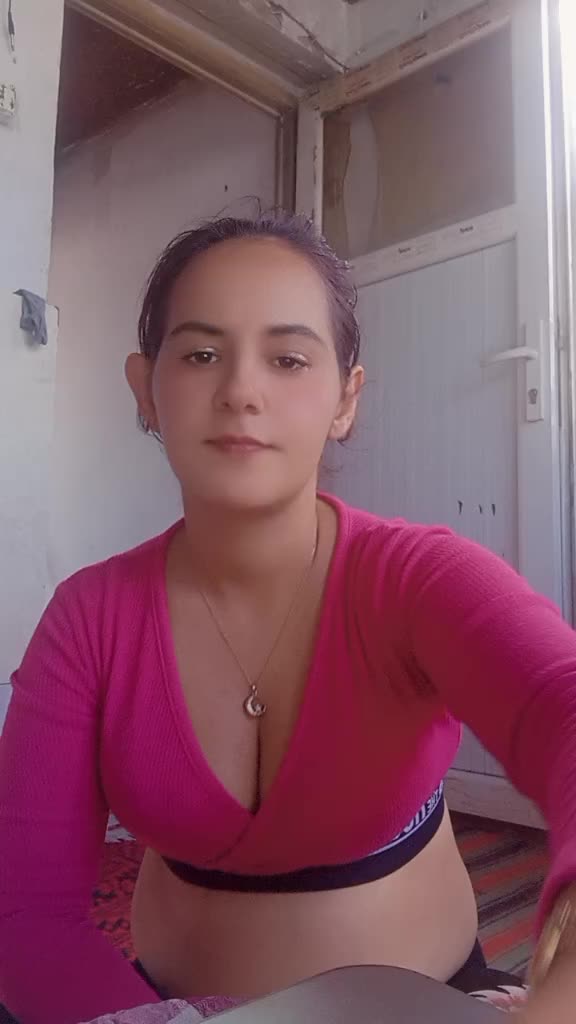@Esma Sultan
