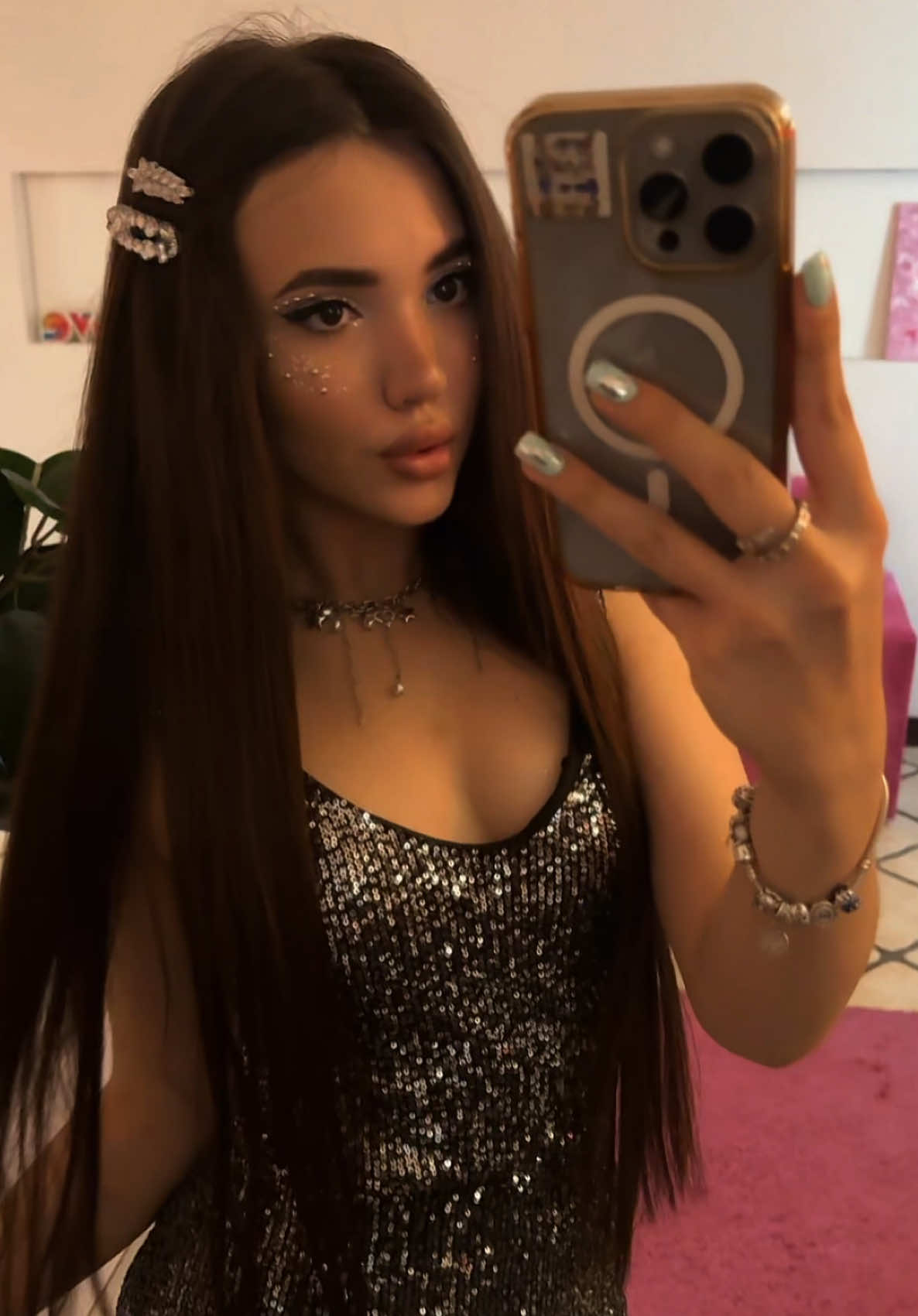 @Алина 🖤🧸
