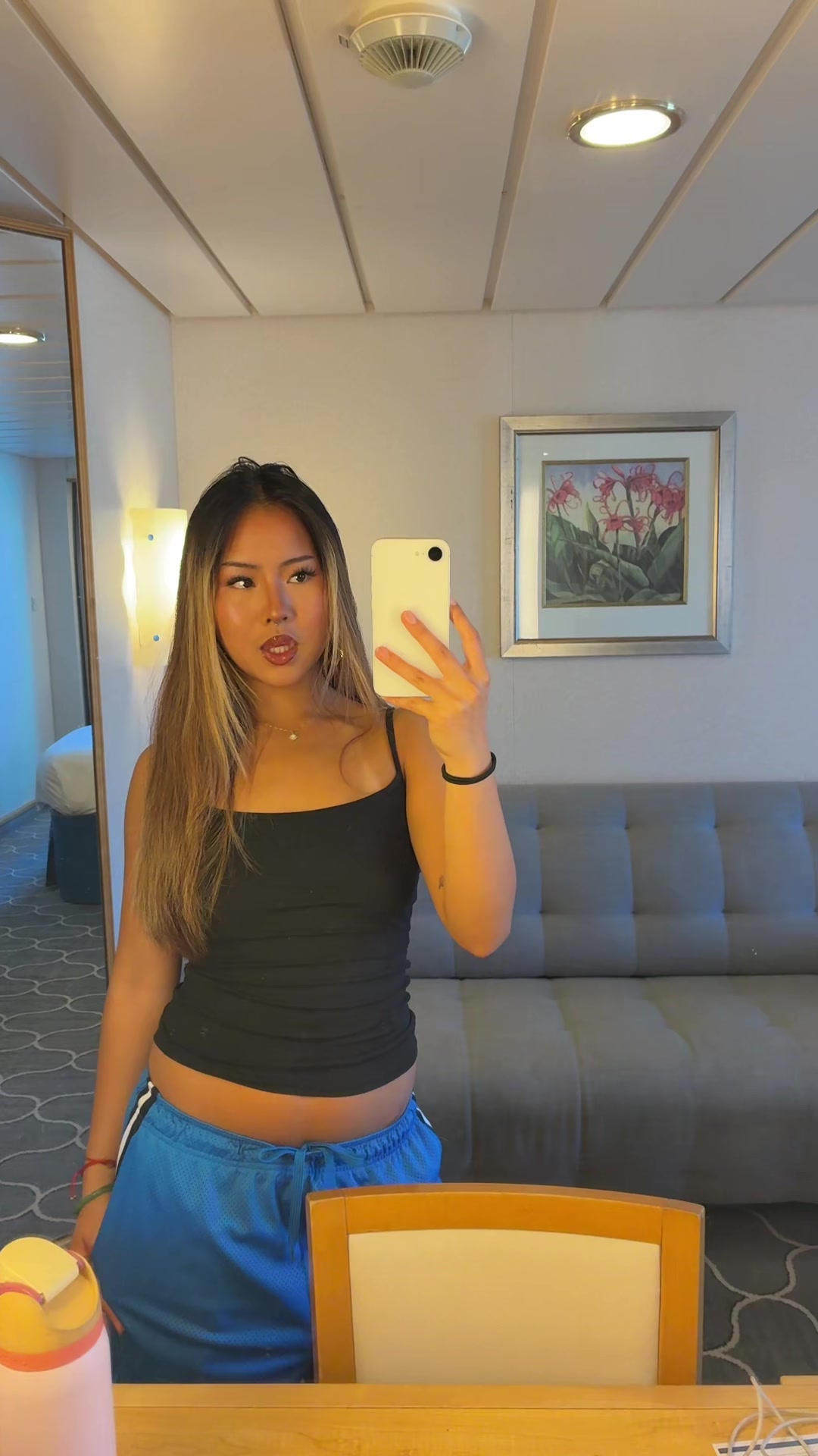 @E💸