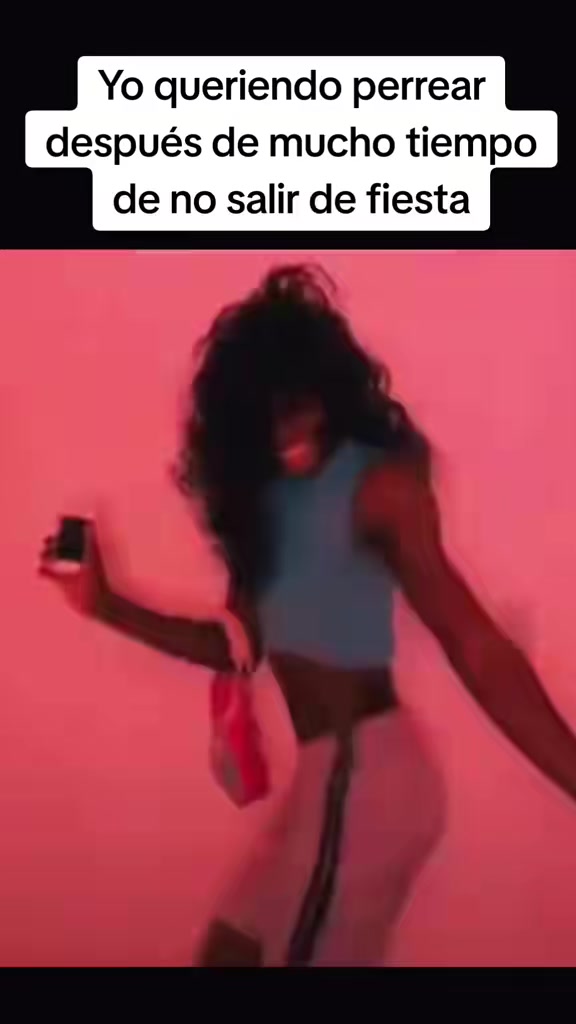 @✨Patr&oacute;n Alex✨🧛&zwj;♀️🍯MEMES😅🦁