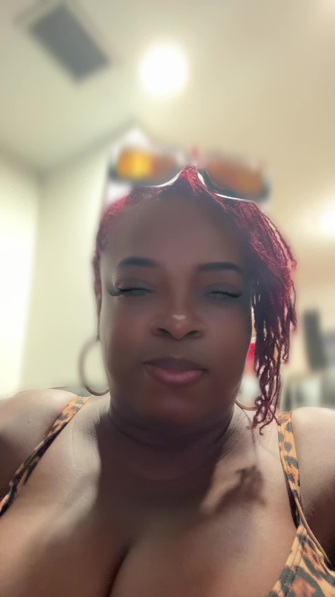 @Doll
