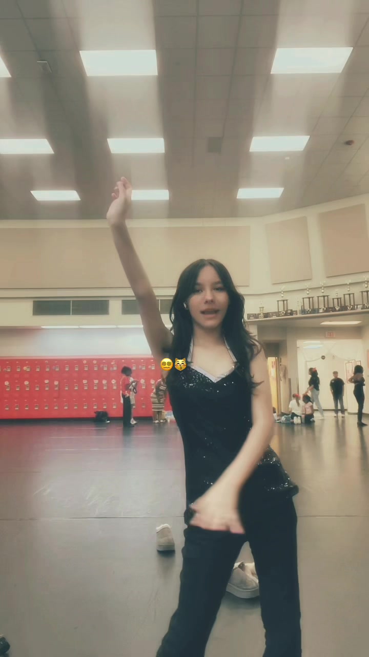 @SUPRIYA🪼