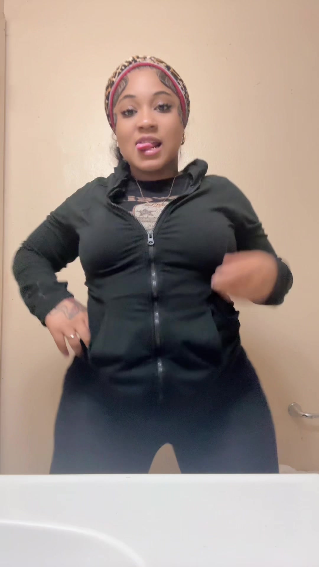 @teeedabratt