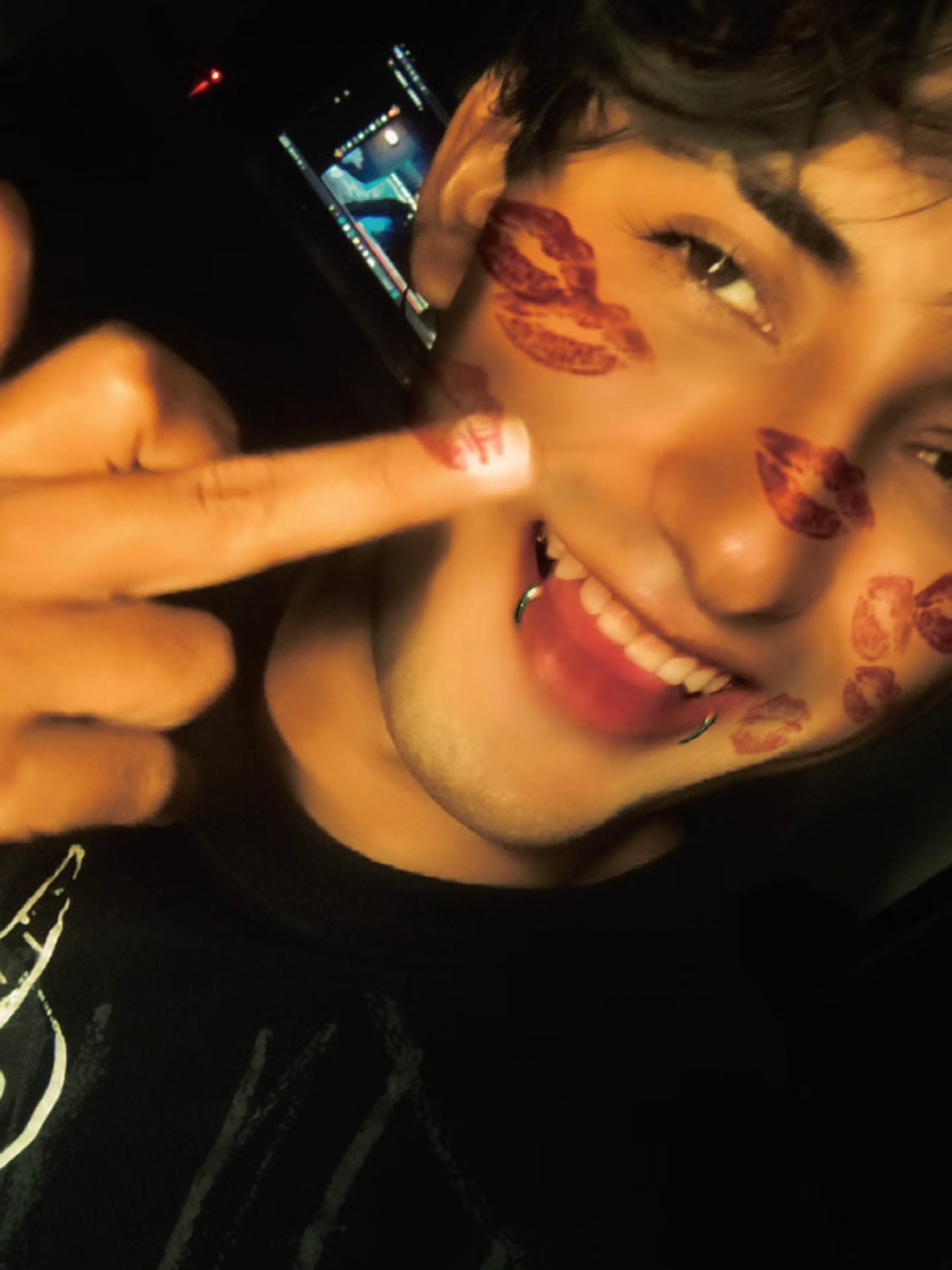 @FOX Akuma ꟻ⸸K"