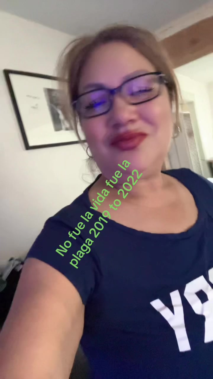 @Karoline