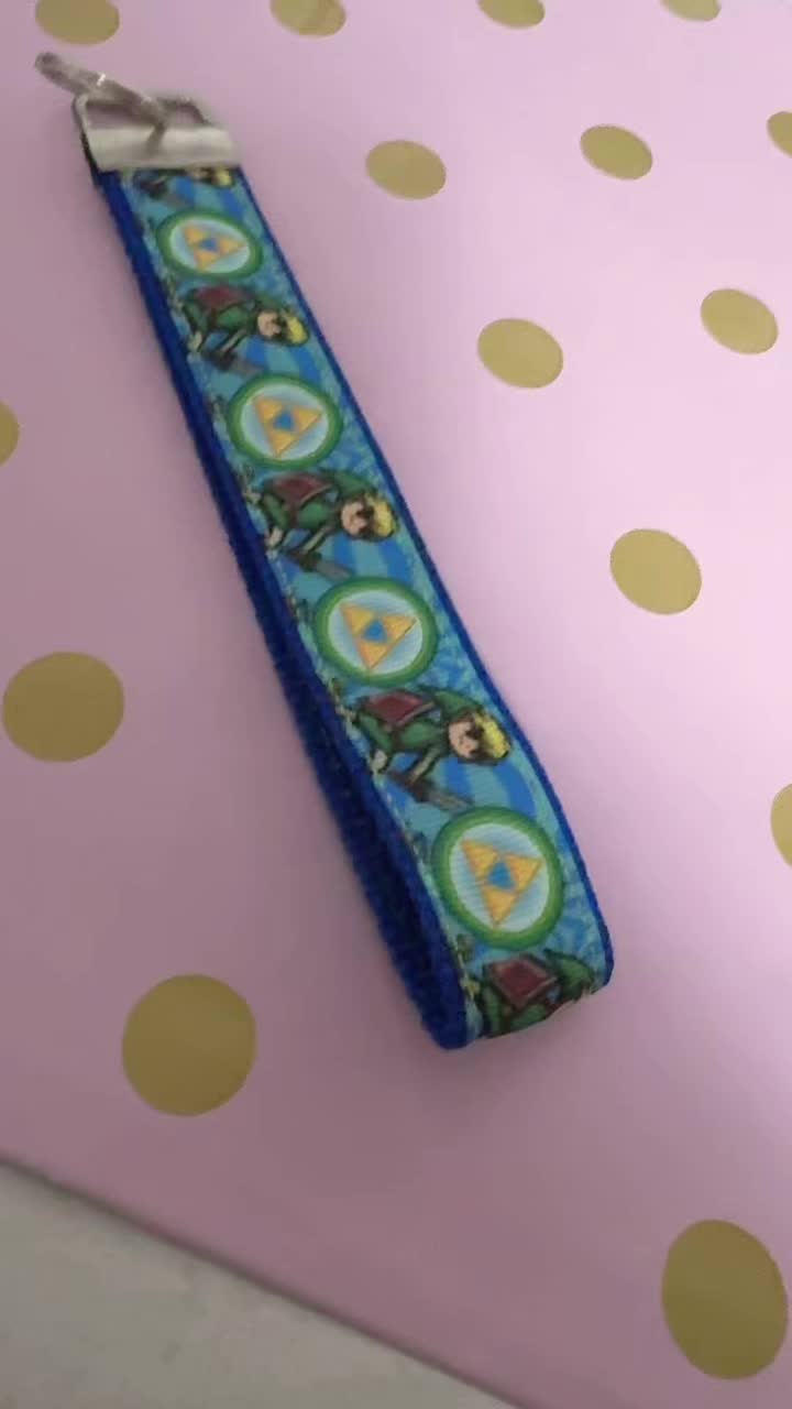 @NikkolieCrafts