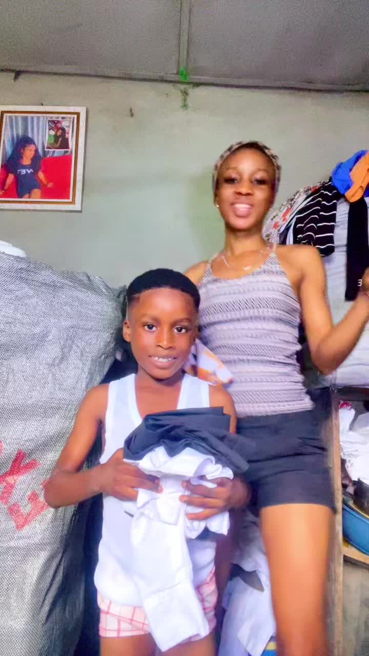 @SLIMTIZZYHAIRLINE05