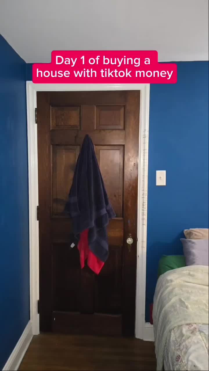 @GoldieGl0cks