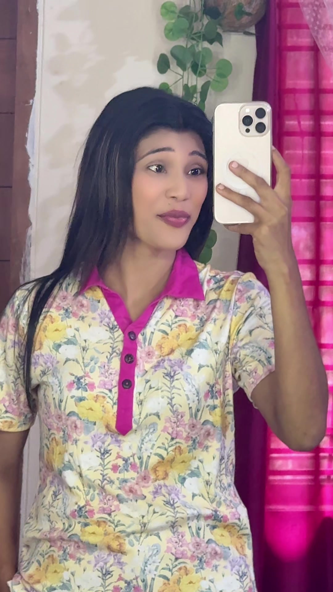 @👩🎓⚖️Arshi +(আরু)⚖️🎓