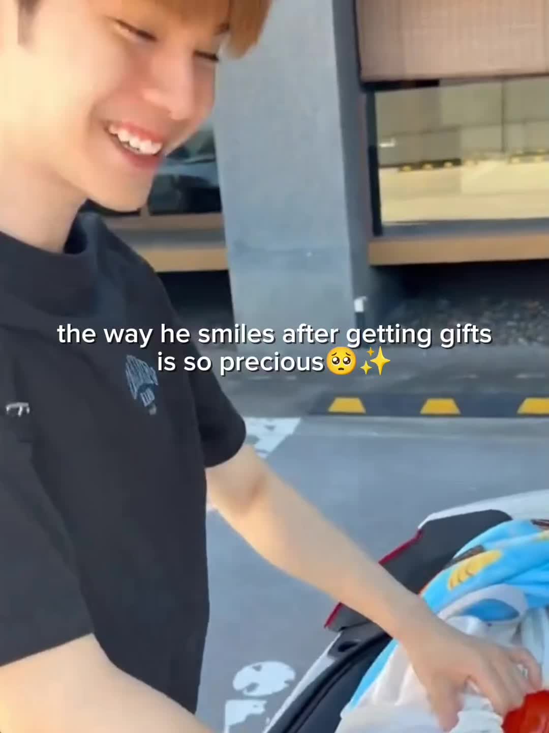 @Dee