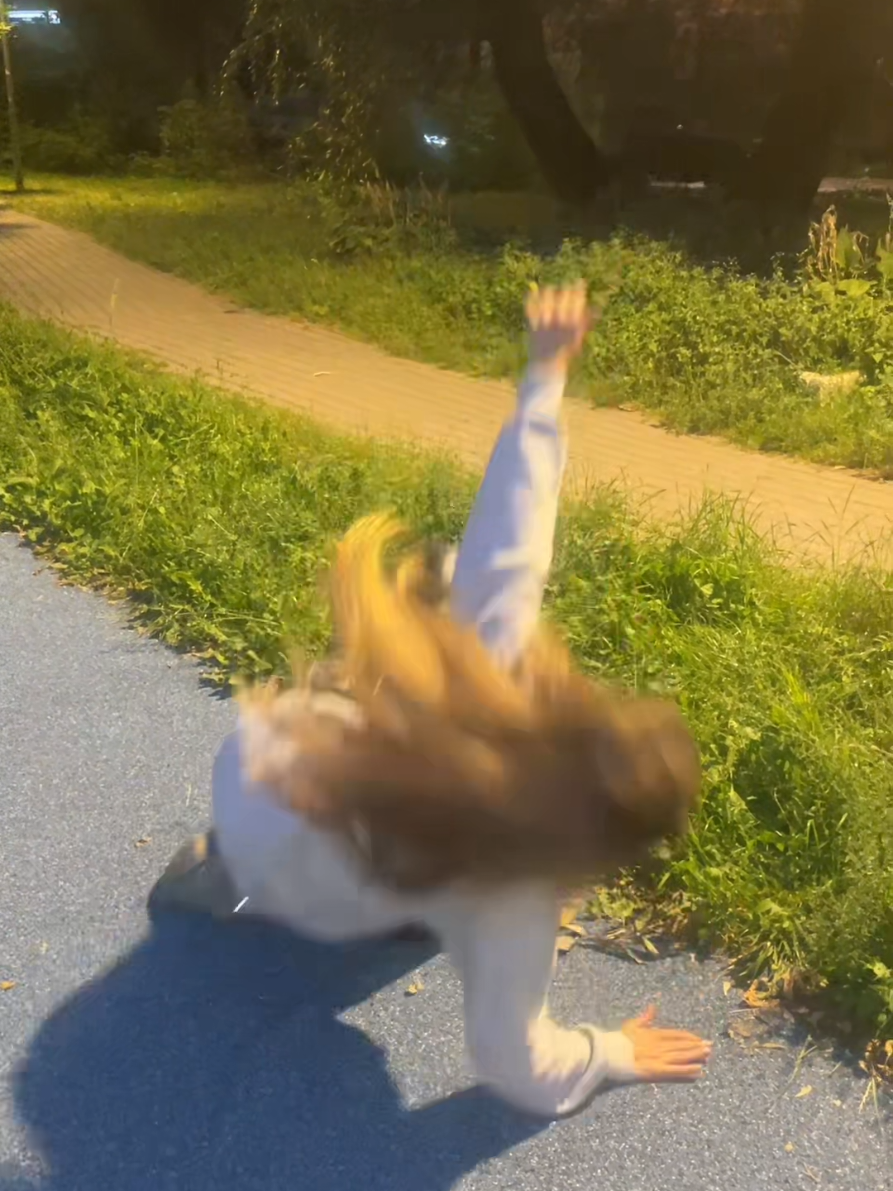 @𝑲𝒊𝒓𝒂𝒍𝒐𝒗𝒗