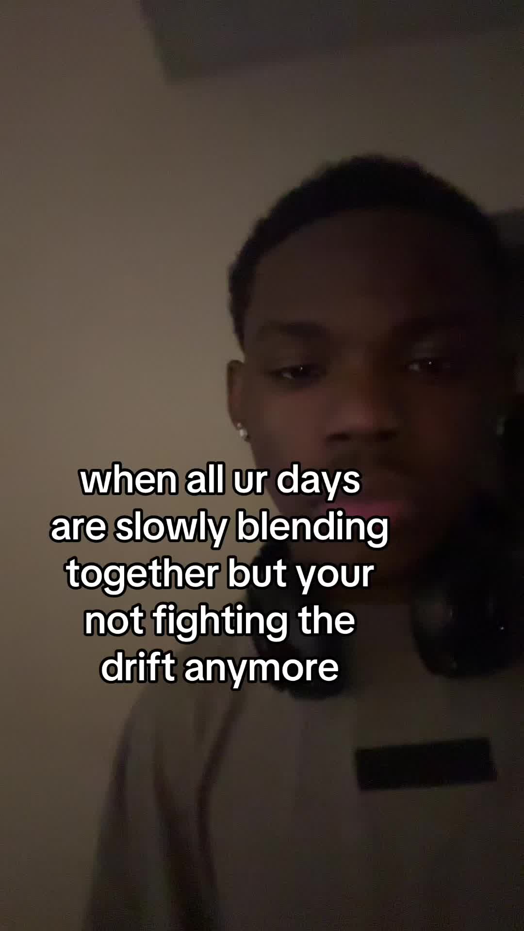 @￼