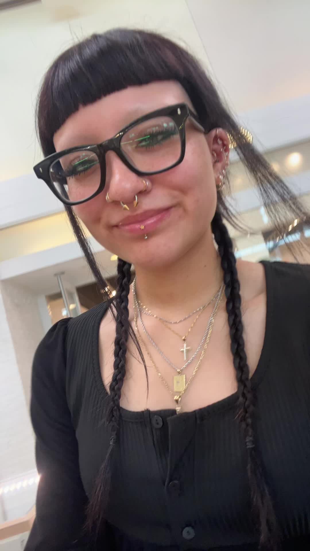 @🦇