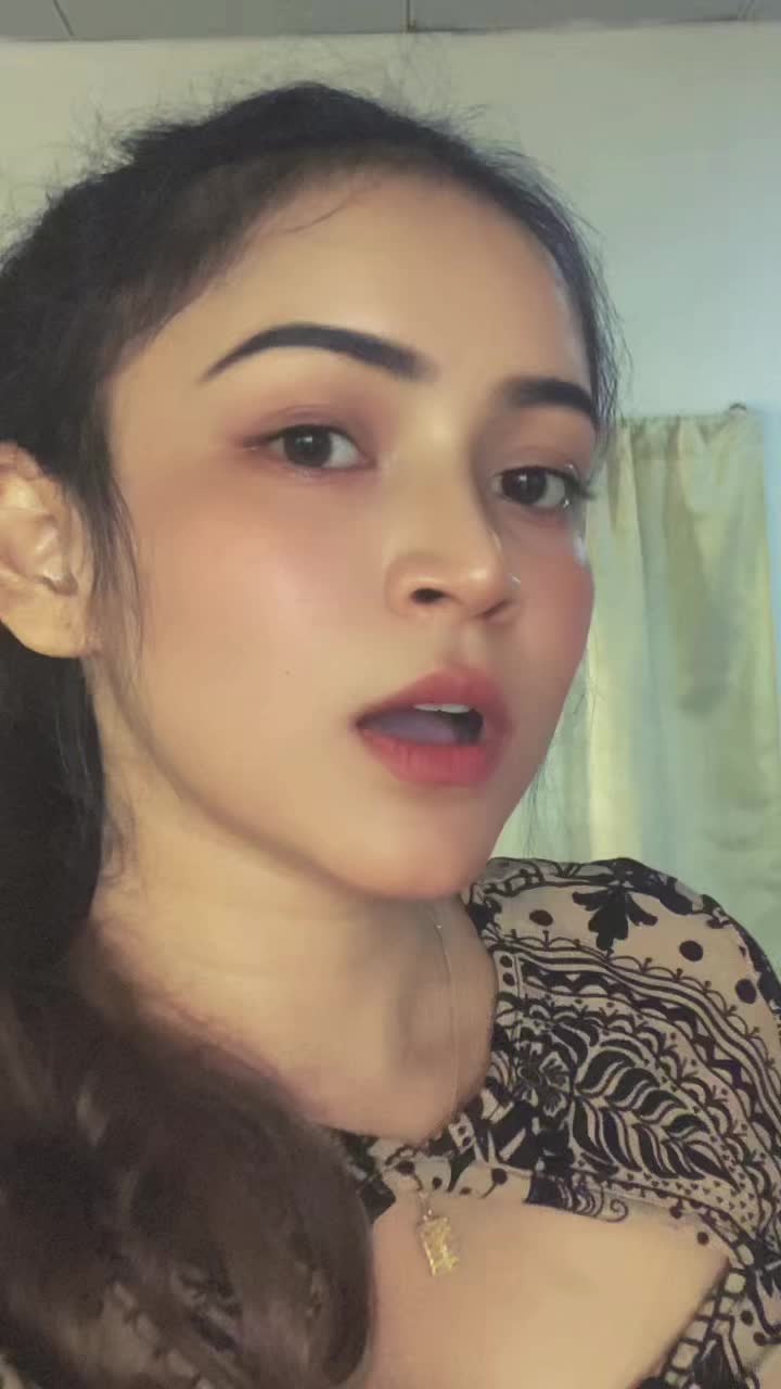 @Hiru_abedeera👑