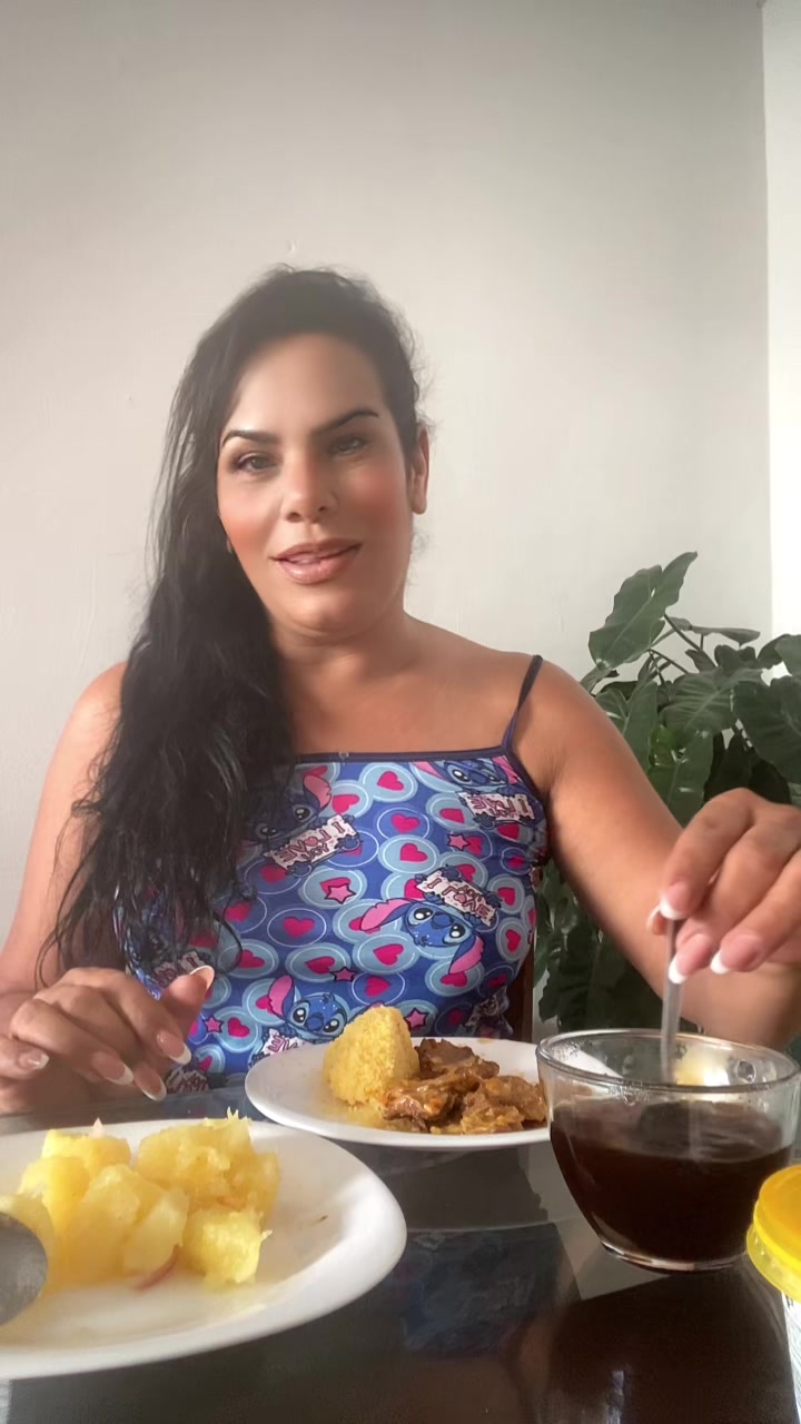 @Aneli Bezerra a coroa 👑