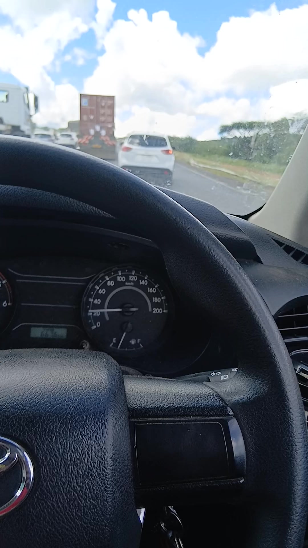 @HILUX_KDU