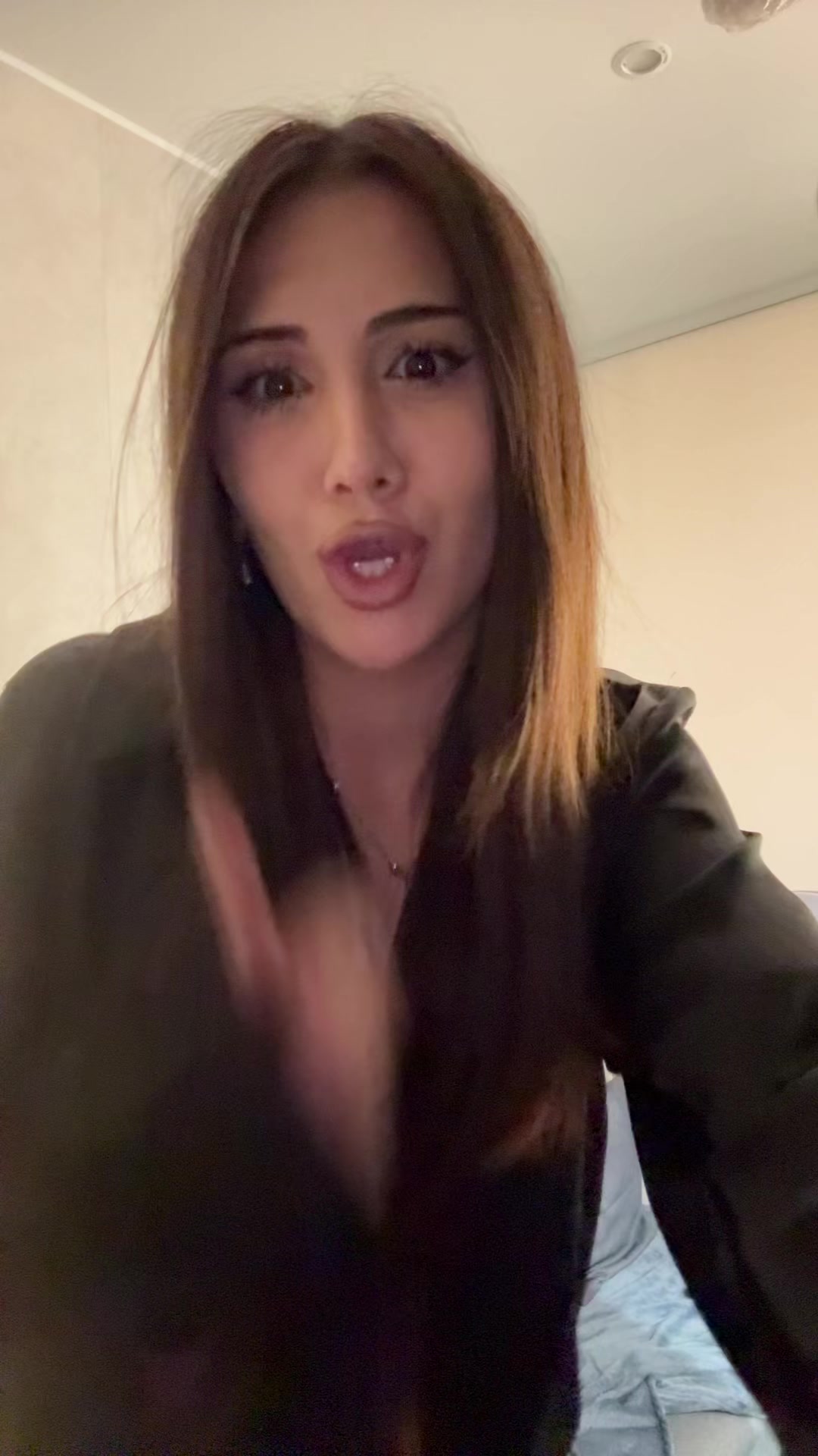 @lana:)