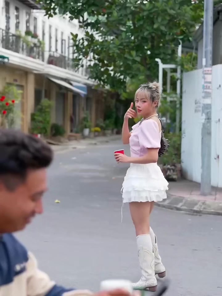 @Cả Rổ Phim