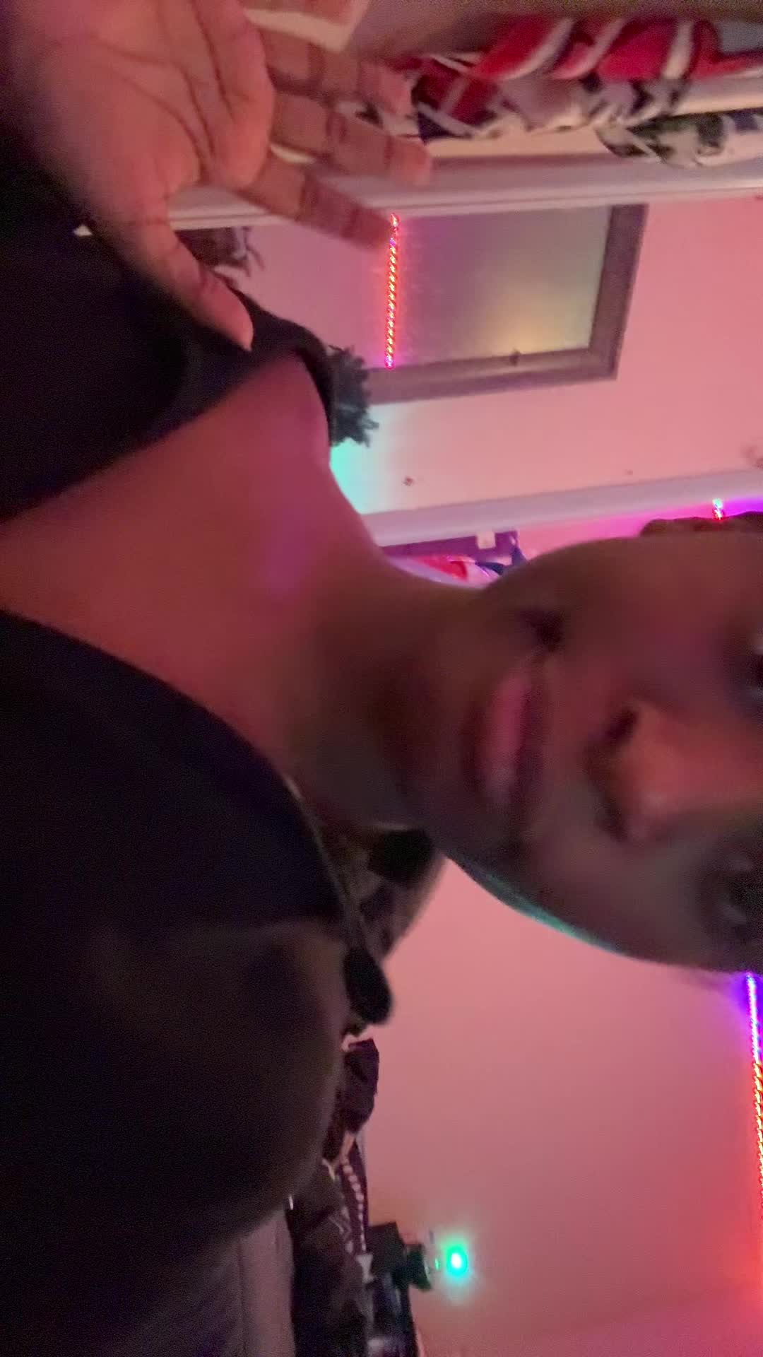 @✨Liyah_Stuck._.in_space✨