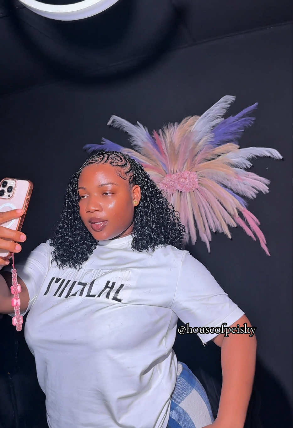 @BADDEST HAIRSTYLIST IN AGBOR