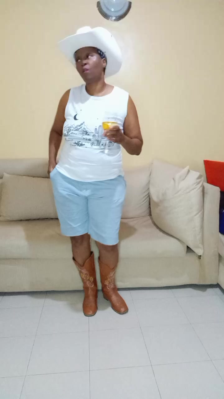 @Dancing cowgal  001