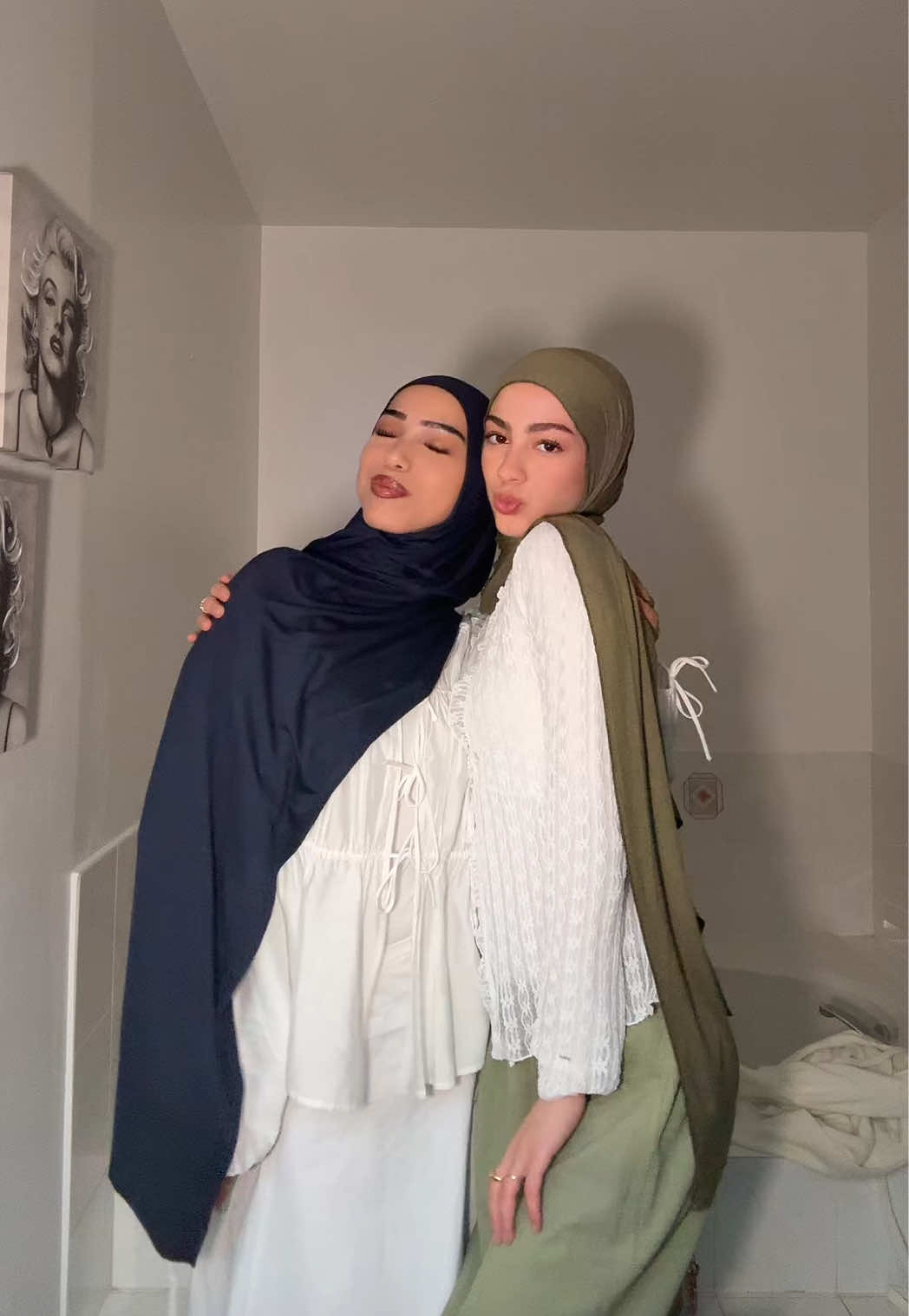 @لارا