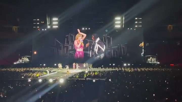 @𓂃꙳⋆videos from the eras tour